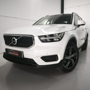 VOLVO XC40 T3